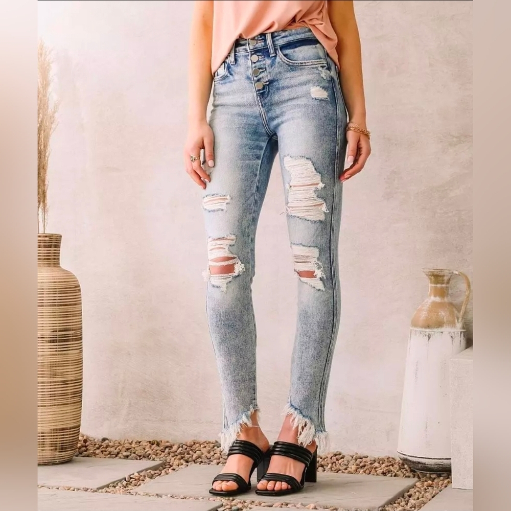 Flying Monkey Distressed Skinny Jeans in Light Blue, Size 26
